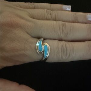Elegant Silver and Turquoise Blue Women's Ring